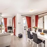 Jasmin Coral Villa *